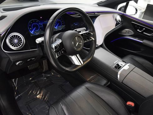 Used 2023 Mercedes-Benz EQS 580 4MATIC Sedan image 21