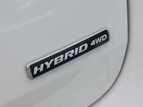 Used 2021 Ford Explorer Limited w/ Hybrid Equipment Group 310A AWD/4WD image 21
