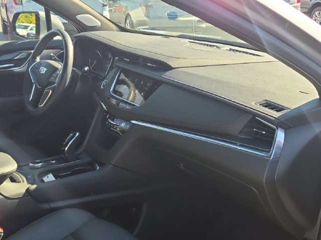 Used 2024 Cadillac XT5 Premium Luxury AWD/4WD image 37