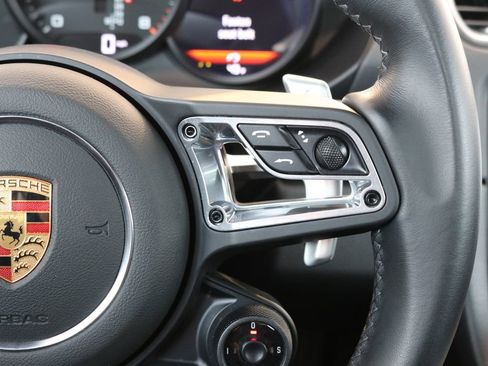 Used 2022 Porsche 718 Boxster image 34