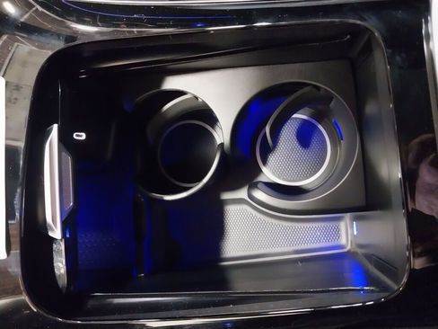 New 2025 Mercedes-Benz GLC 350e 4MATIC image 15