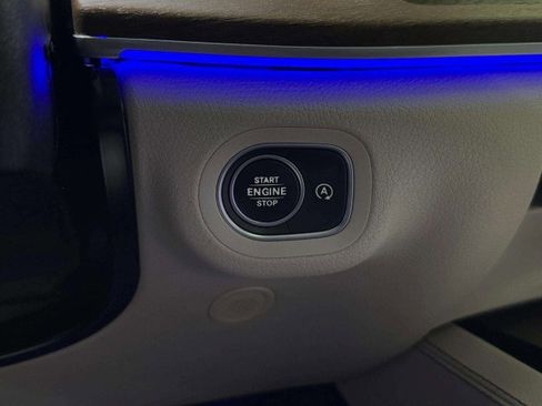 Used 2021 Mercedes-Benz GLE 350 4MATIC image 33