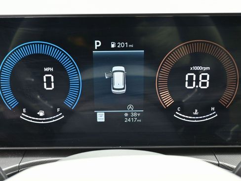 Used 2025 Hyundai Santa Fe SE image 21