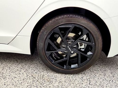 Used 2026 Kia K5 GT-Line w/ GT-Line Premium Package FWD image 9
