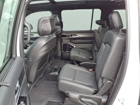 New 2026 Jeep Grand Wagoneer Limited AWD/4WD image 10