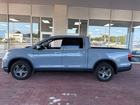 Used 2023 Honda Ridgeline RTL-E image 3