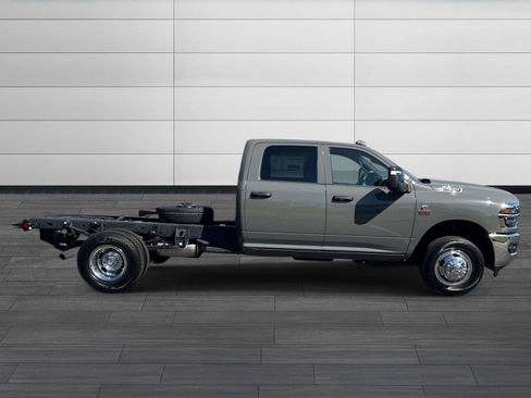 New 2026 RAM 3500 Tradesman AWD/4WD image 3