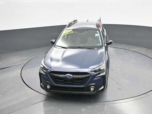 Used 2025 Subaru Outback Onyx Edition AWD/4WD image 29