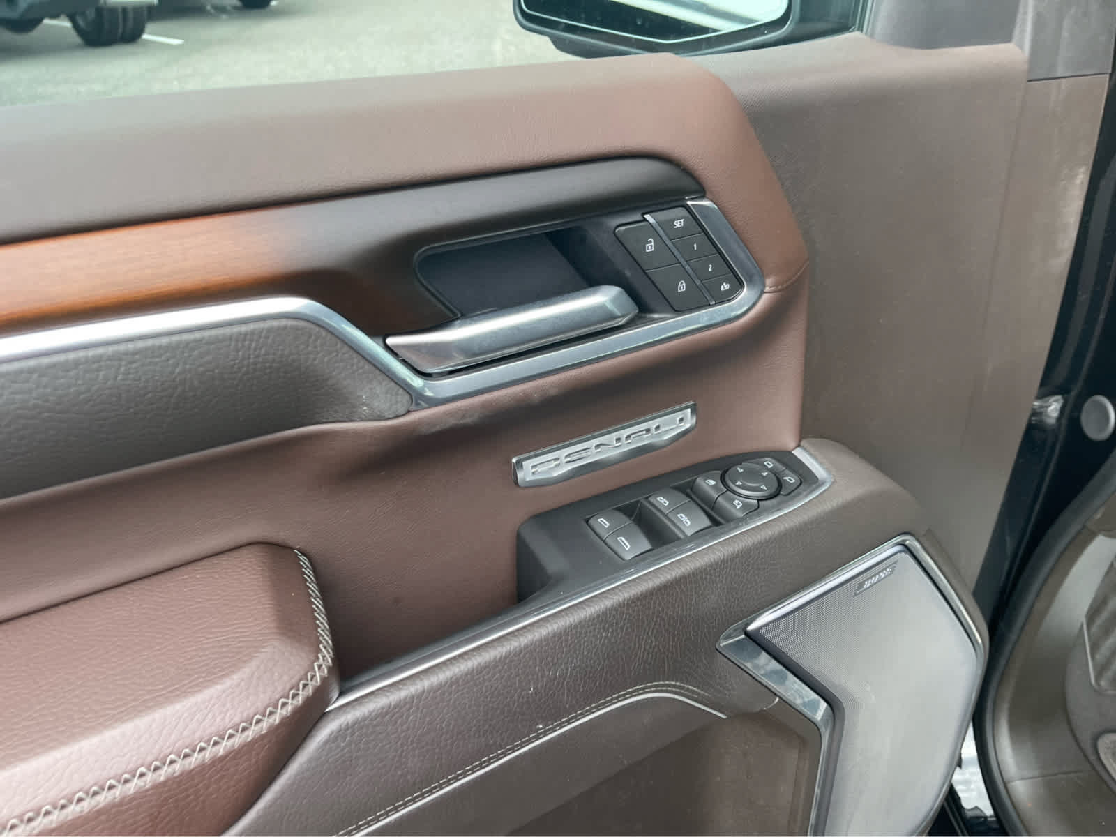 Used 2024 GMC Sierra 1500 Denali AWD/4WD image 11