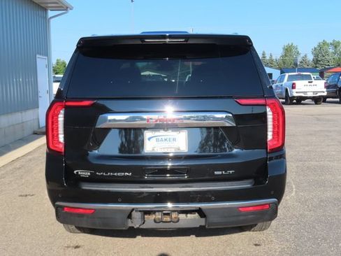 Used 2023 GMC Yukon SLT w/ SLT Luxury Package AWD/4WD image 12