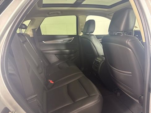 Used 2017 Cadillac XT5 Luxury w/ Driver Awareness Package image 5