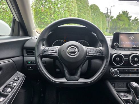 Used 2024 Nissan Sentra S FWD image 18