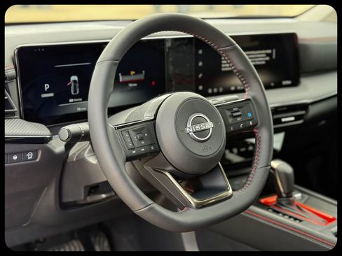 New 2026 Nissan Kicks SR FWD image 28