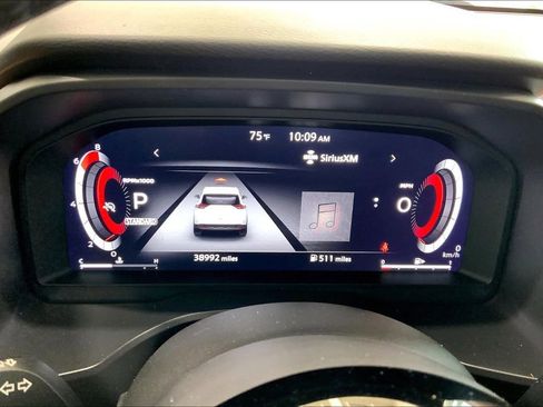 Used 2024 Nissan Rogue Platinum w/ Platinum Premium Package FWD image 9