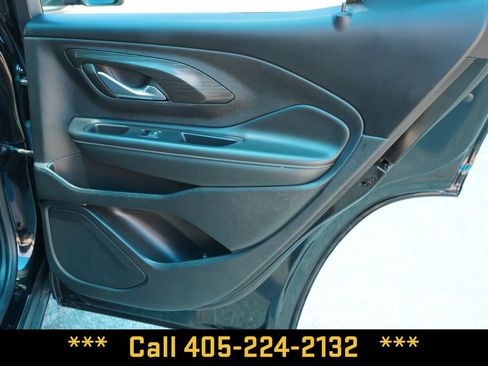 Used 2024 GMC Terrain SLE FWD image 22