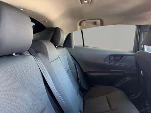 Used 2024 Toyota Prius LE FWD image 24