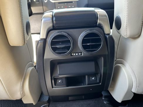 Used 2015 Land Rover LR4 HSE LUX AWD/4WD image 25
