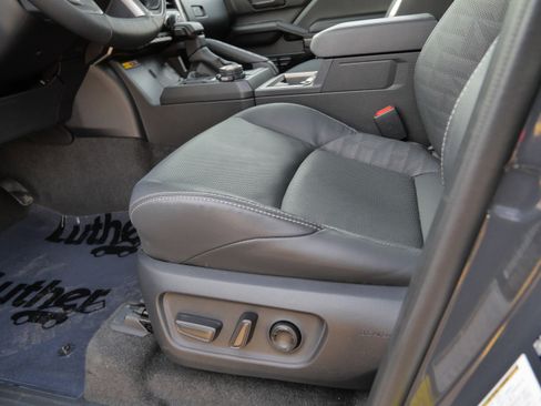 Certified 2025 Toyota 4Runner TRD Off-Road Premium image 21