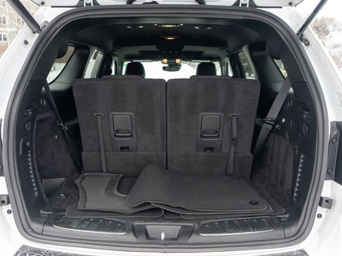 Used 2025 Dodge Durango GT image 9