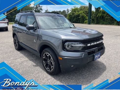 Used 2025 Ford Bronco Sport Outer Banks w/ Outer Banks Tech Package+ AWD/4WD image 1