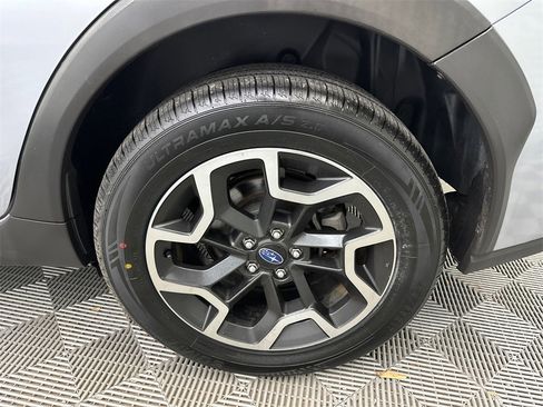Used 2016 Subaru Crosstrek 2.0i Limited image 19