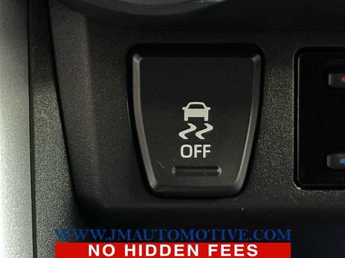 Used 2021 Toyota RAV4 Limited image 40