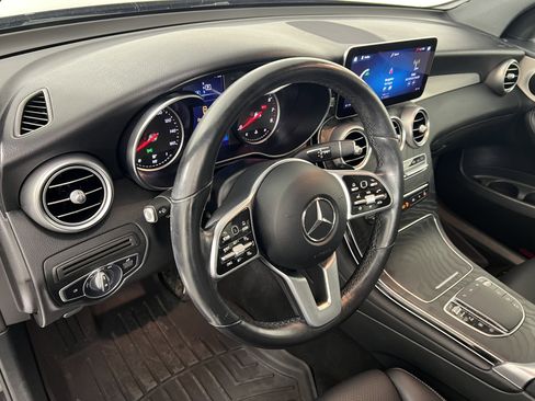 Used 2022 Mercedes-Benz GLC 300 4MATIC image 17