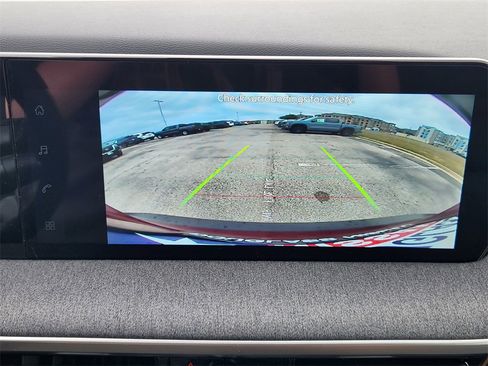 New 2026 Nissan Kicks SV image 13