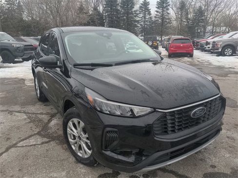 Certified 2023 Ford Escape Active image 3