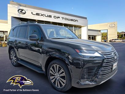Used 2025 Lexus LX 600 4WD w/ Appearance Package