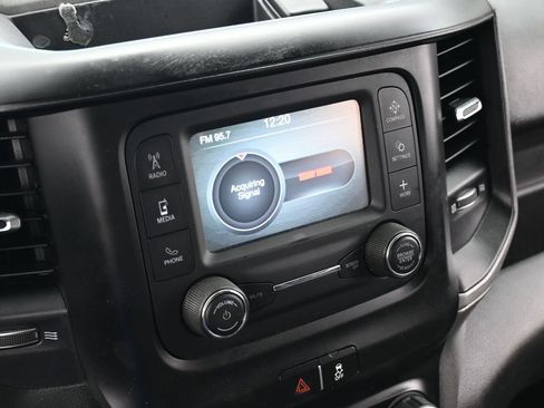 Used 2019 RAM 3500 Tradesman RWD image 20
