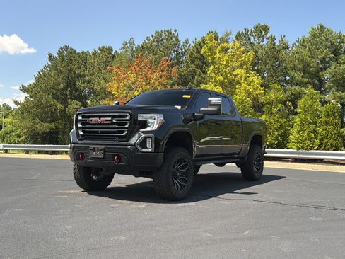 Used 2022 GMC Sierra 1500 AT4 w/ AT4 Premium Package AWD/4WD image 11