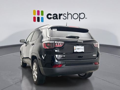 Used 2023 Jeep Compass Latitude AWD/4WD image 3
