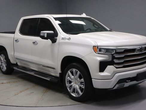 Used 2022 Chevrolet Silverado 1500 High Country w/ High Country Premium Package image 1