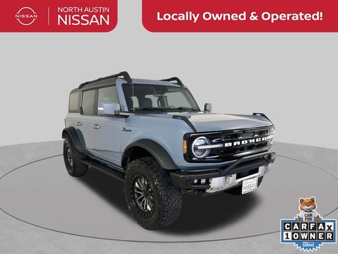 Used 2023 Ford Bronco Outer Banks AWD/4WD image 1
