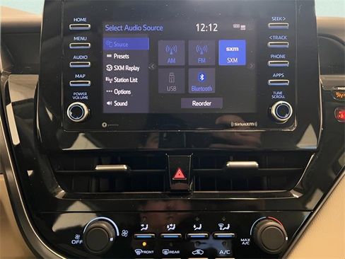 Used 2021 Toyota Camry LE image 21