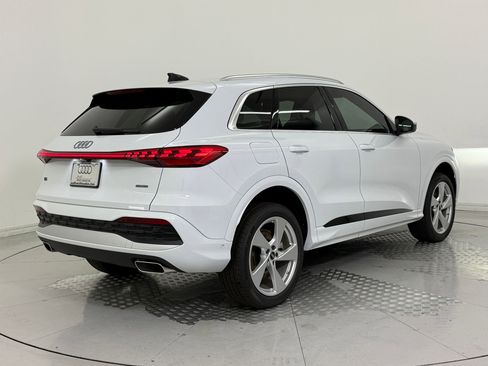 New 2025 Audi Q5 Premium Plus image 9