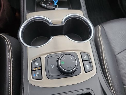 Used 2019 GMC Terrain Denali w/ Comfort Package AWD/4WD image 20