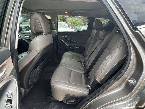 Used 2017 Hyundai Santa Fe Sport w/ 2.0T Ultimate Tech Package 05 FWD image 18