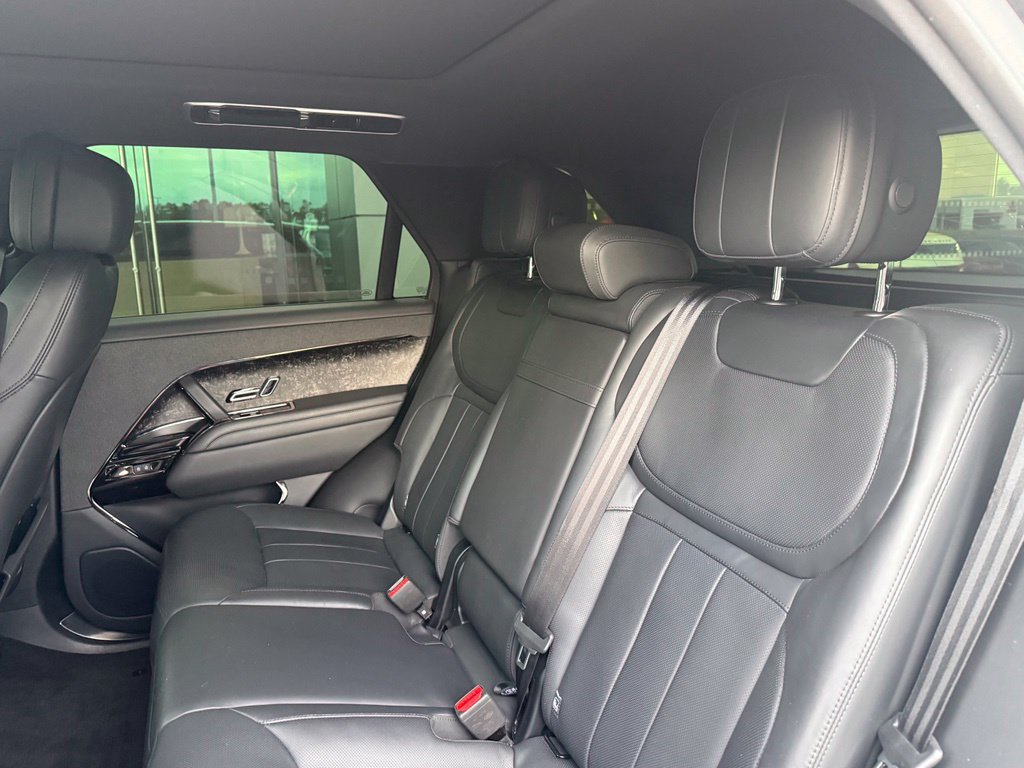 Used 2024 Land Rover Range Rover Sport Dynamic SE AWD/4WD image 10