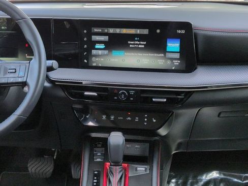 Certified 2025 Nissan Kicks SR w/ SR Premium Package FWD image 18