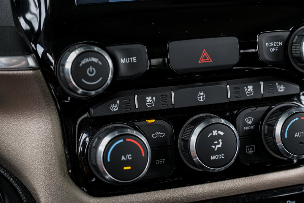 Used 2022 RAM 1500 Laramie AWD/4WD image 31