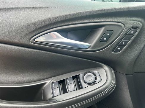 Used 2023 Buick Encore GX Essence w/ Experience Buick Package AWD/4WD image 24