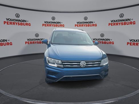 Used 2020 Volkswagen Tiguan S image 3