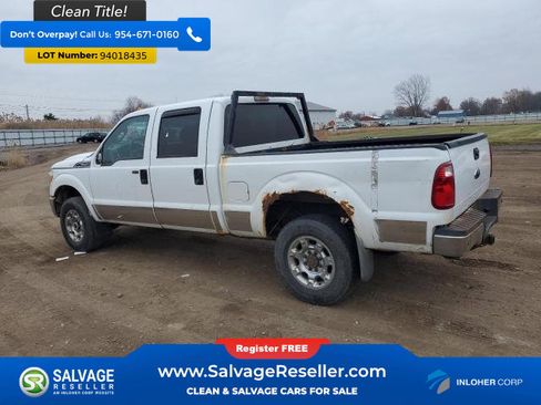 Used 2012 Ford F250 Lariat w/ Chrome Pkg image 3