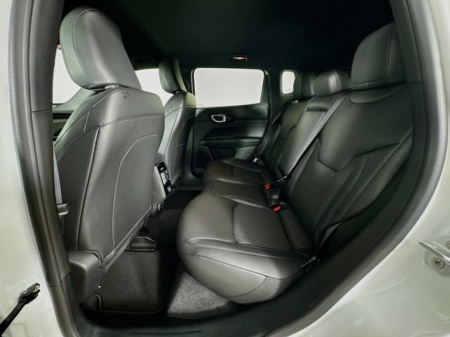 New 2026 Jeep Compass Latitude AWD/4WD image 27