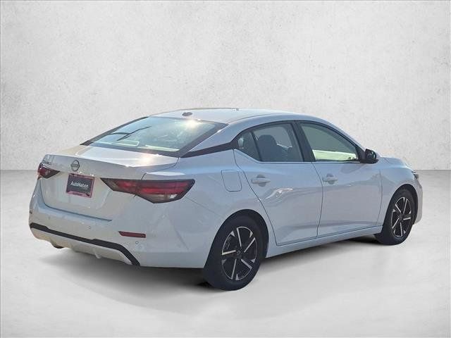 Used 2025 Nissan Sentra SV FWD image 5