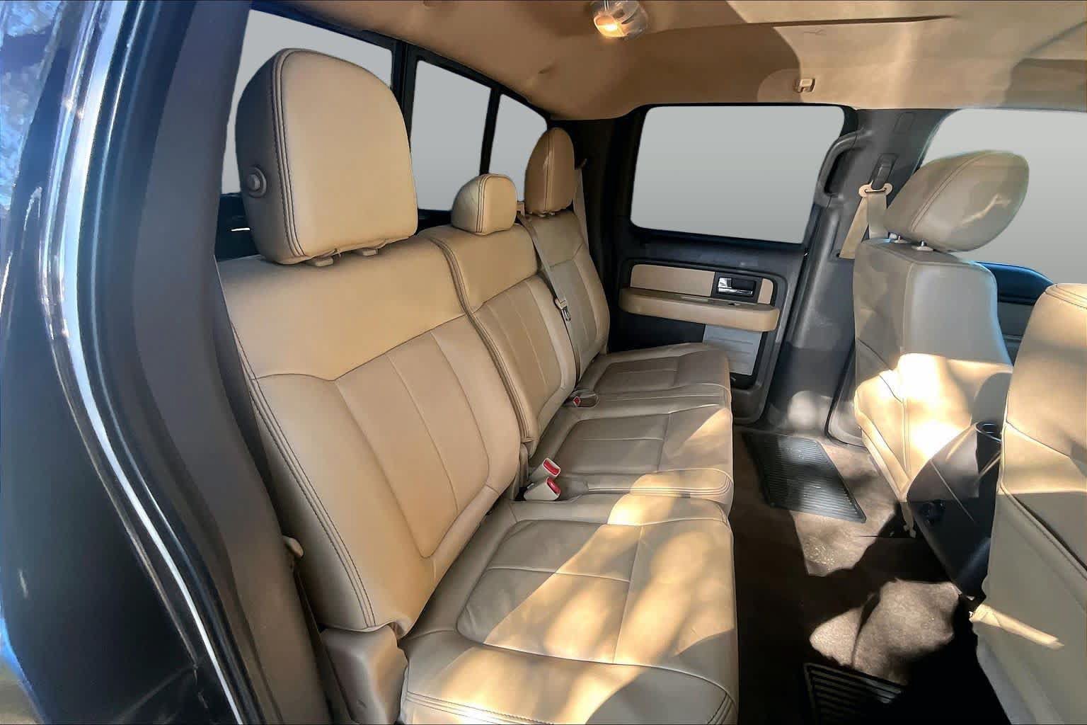 Used 2014 Ford F150 XLT w/ Equipment Group 302A Luxury AWD/4WD image 19
