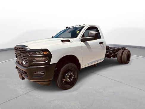 New 2025 RAM 3500 Tradesman image 24