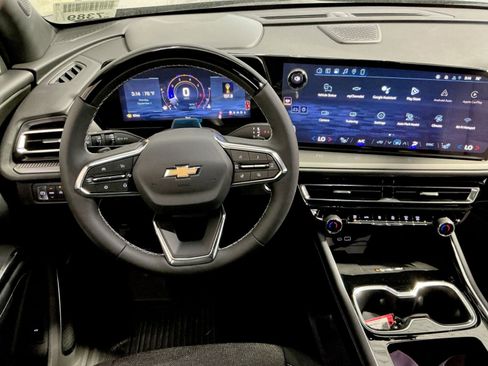 New 2026 Chevrolet Traverse LT w/ Enhanced Driving Package image 24